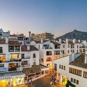 Puerto Banus Front Line 2 Bedroom Apartment